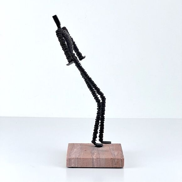 Vintage Brutalist Metal Wire Figure Sculpture On Stone Base MCM Art - Picture 3 of 10